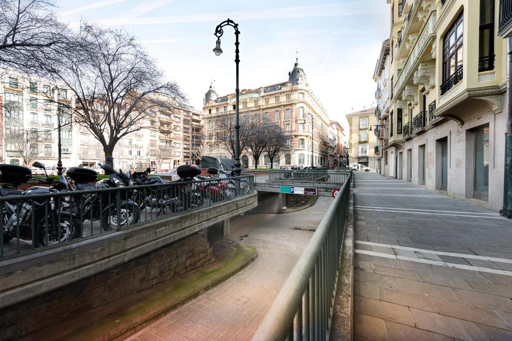 Maisonnave Pamplona Buitenkant foto